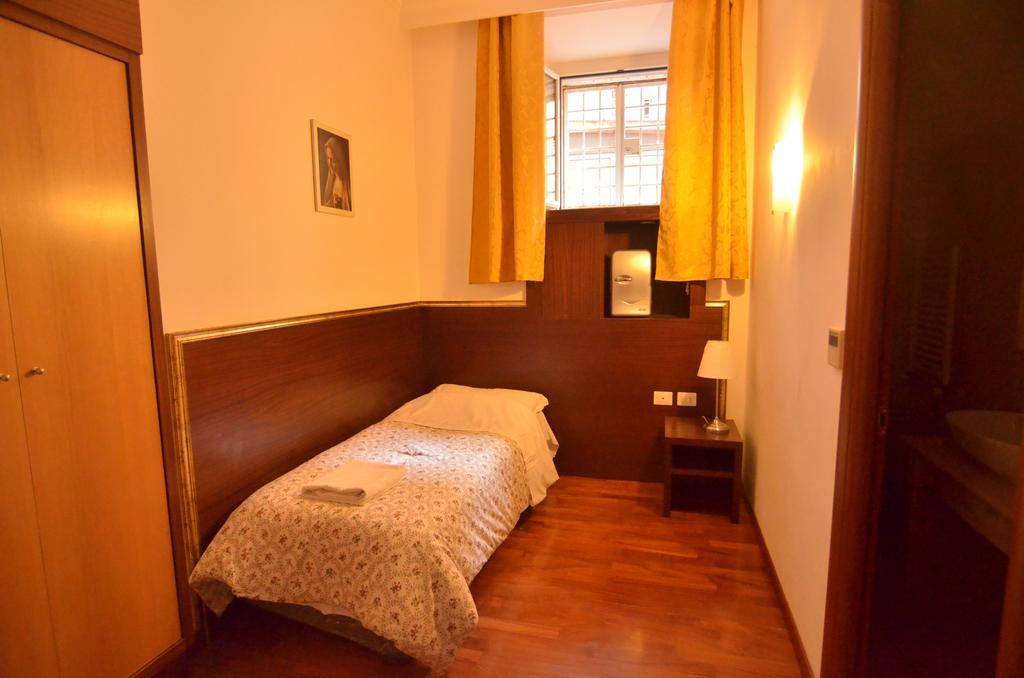 Mille Fiori Bed and Breakfast Ρώμη Δωμάτιο φωτογραφία